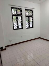 Stratton Park (D28), Terrace #454315011